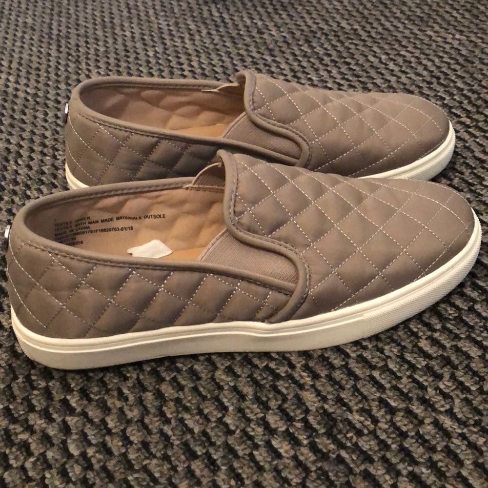 Mossimo Slip On Sneakers
